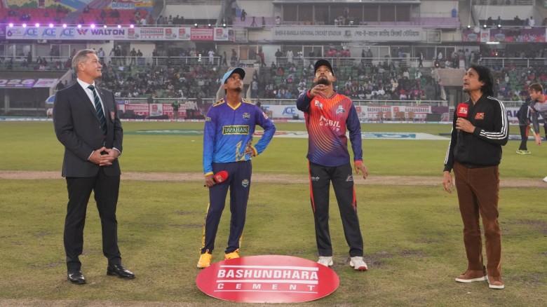 রাজশাহীকে ব্যাটিংয়ে পাঠাল চট্টগ্রাম