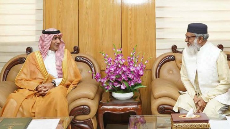 রোডম্যাপ অনুসারে হজের সব কার্যক্রম এগিয়ে যাচ্ছে: ধর্ম উপদেষ্টা...