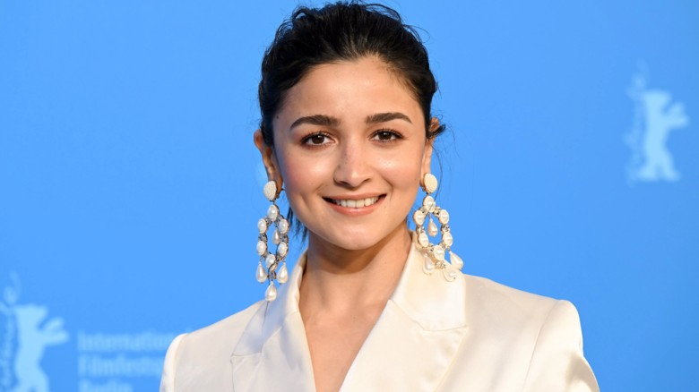 বাফটায় ‘ওভার অ্যাক্টিং’ নিয়ে সমালোচনা, জবাব দিলেন আলিয়া...