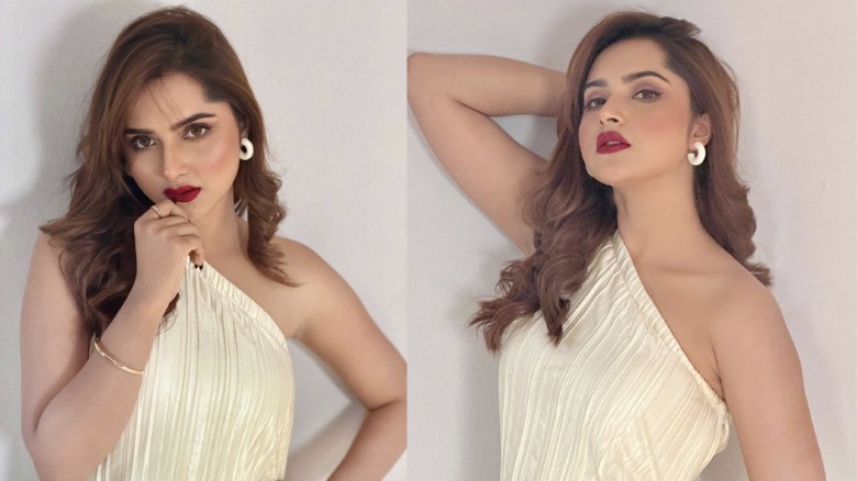 গ্ল্যামারাস লুকে কেয়া পায়েল