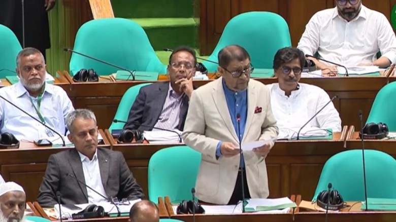 সম্রাট বাবরের সঙ্গে প্রধানমন্ত্রীর তুলনা করলেন স্বাস্থ্যমন্ত