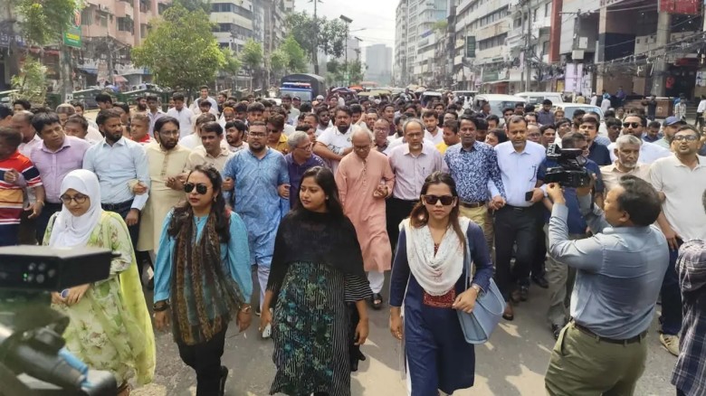 ষড়যন্ত্রের বেড়াজাল বুনছে আওয়ামী লীগ : রিজভী...