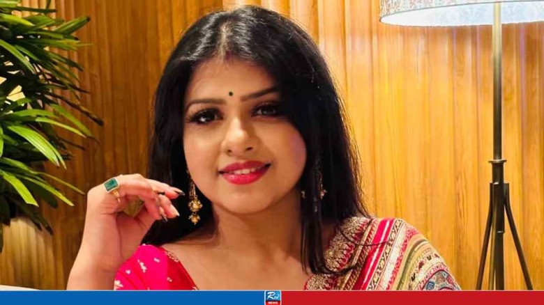 চতুর্থ বিয়ের মাত্র ৪ মাসেই মা হলেন অভিনেত্রী সুস্মিতা!