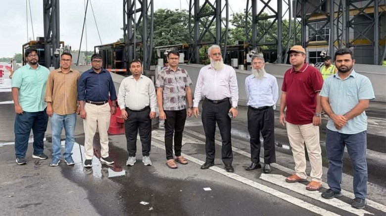 ক্যাশলেস টোল ও সবুজায়নে জোর, পদ্মা-পায়রা সেতু প্রকল্প পরিদর্