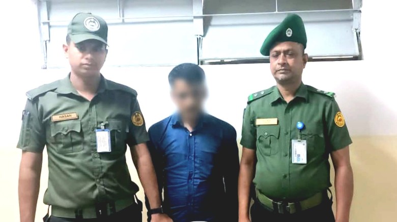 আনসারের তাৎক্ষণিক অভিযানে বাংলাদেশ মেডিকেল বিশ্ববিদ্যালয়ে চ