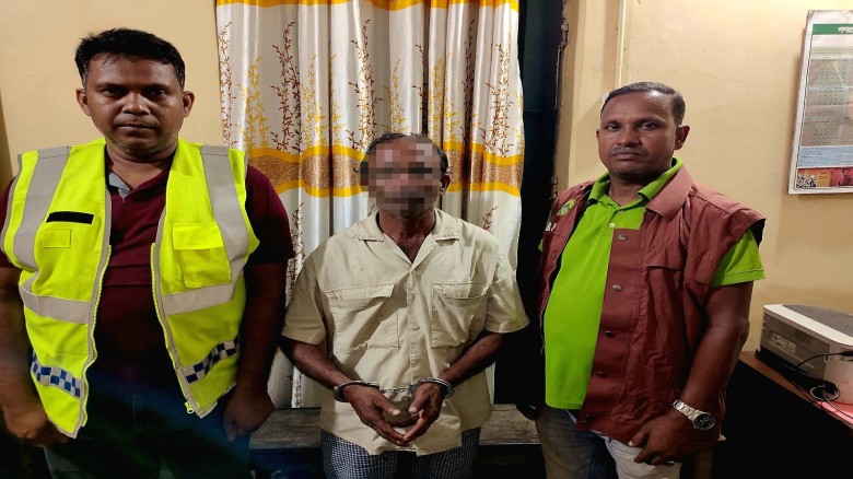 যশোরে ভিডিপি দলনেতাদের সাহসিকতা ও বিচক্ষণতায় ৮ মাসের পলাতক আসামি আটক