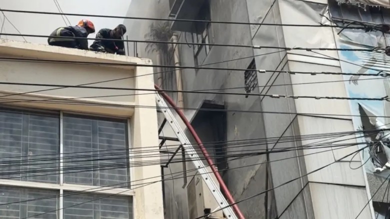 রাজধানীর দুই জায়গার আগুন নিয়ন্ত্রণে
